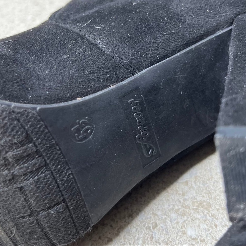 Forever Black High Knee Boots - 5 1/2 - Picture 6 of 9